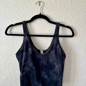 Lululemon Align™ Tank - Size 6 (Black Tie-Dye)